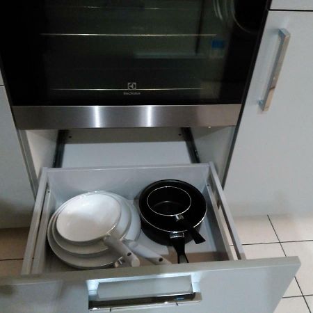 Bel Et Spacieux Appartement De 84 M² Avec Parking Tres Proche Du Metro Garibaldi Lyon Exterior foto