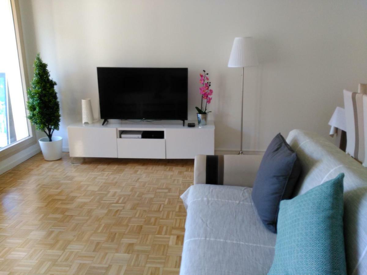 Bel Et Spacieux Appartement De 84 M² Avec Parking Tres Proche Du Metro Garibaldi Lyon Exterior foto